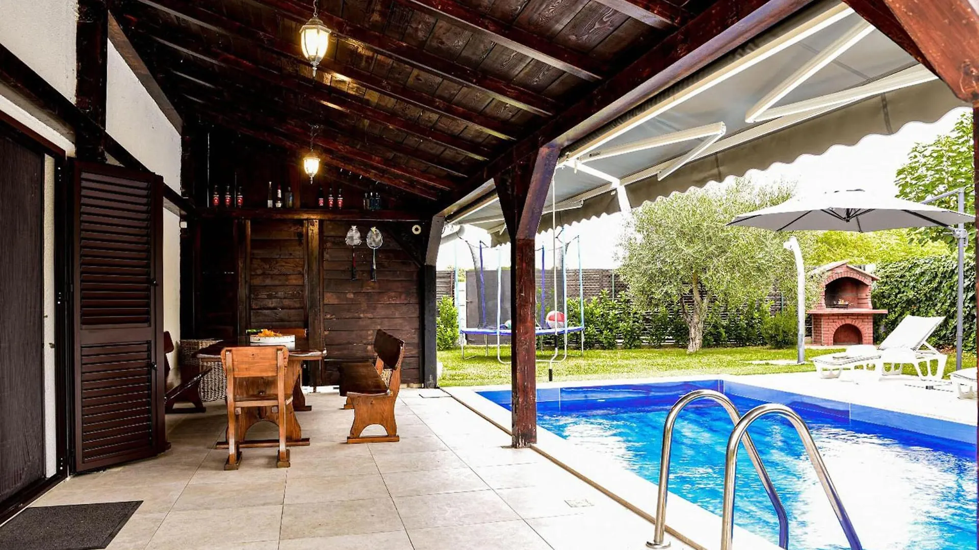 Holiday home Nice Home In Smokovic With Wifi