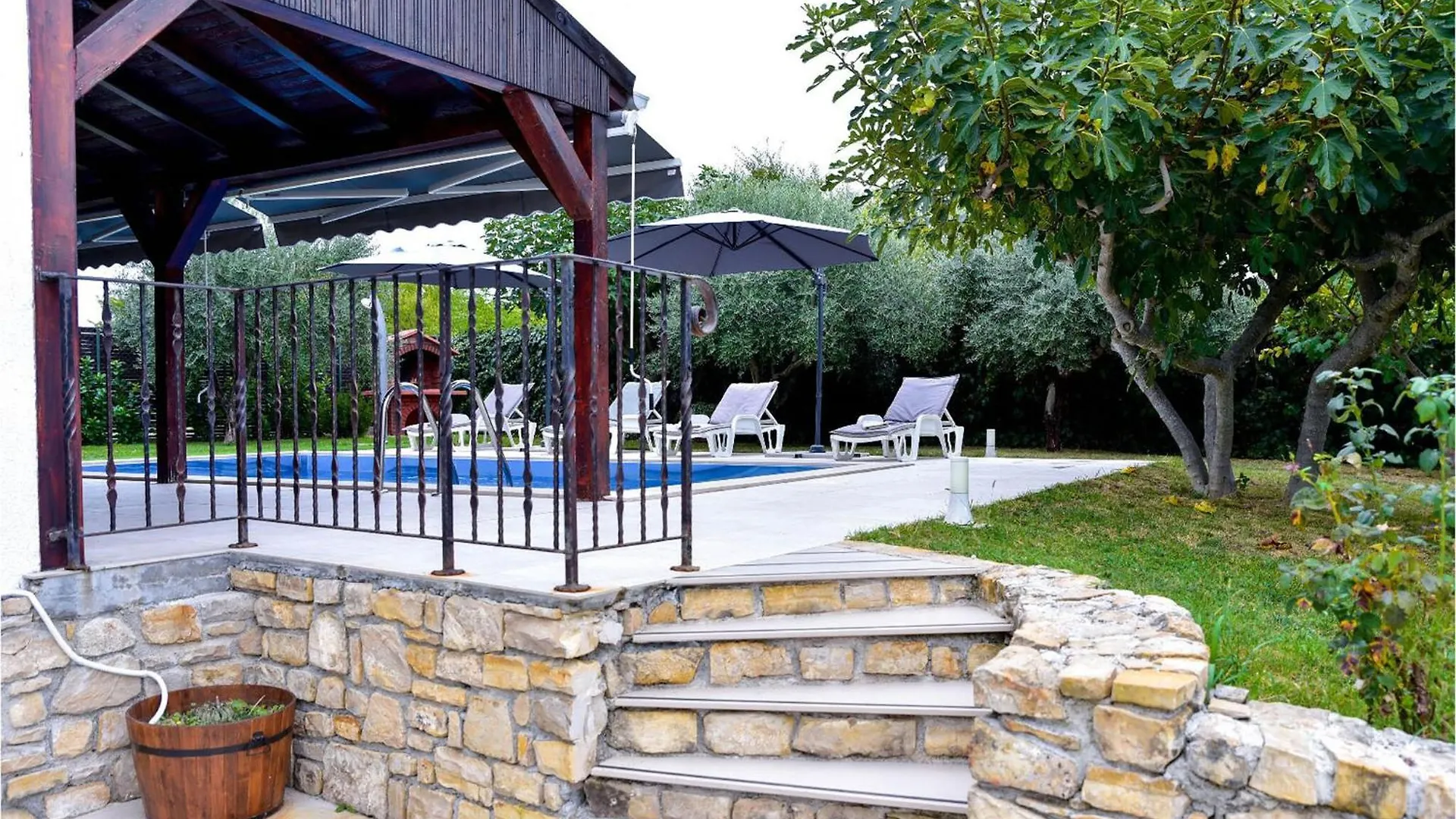 Nice Home In Smokovic With Wifi 0*,  Croatia